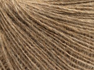Vezelgehalte 50% Merino wol, 25% Alpaca, 25% Acryl, Light Brown, Brand Ice Yarns, fnt2-69416 