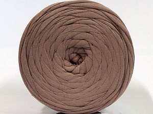 Make handbags,rugs,basket and cushion covers with this genius new-fashion yarn!<p>Since the yarn is made by upcycling fabrics, and because of the nature of the yarn; take the following notes into consideration. </p><ul><li>Fiber content information may vary. Information given about fiber content is approximate. </li><li>The yardage and weight information of the yarn is approximate. </li></ul> Composition 95% Coton, 5% Élasthanne, Light Brown, Brand Ice Yarns, fnt2-70319