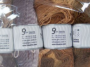 Primadonna Yarns Contenido de fibra 50% Acrílico, 50% Lana, Multicolor, Brand Ice Yarns, fnt2-73725