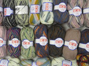 Sock Yarns In this list; you see most recent 50 mixed lots. <br> To see all <a href=&/mixed_lots/o/4#list&>CLICK HERE</a> (Old ones have much better deals)<hr> Fiber Content 75% Superwash Wool, 25% Polyamide, Brand Ice Yarns, fnt2-77013